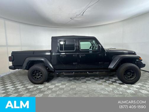 Black Clearcoat 2022 Jeep Gladiator Sport