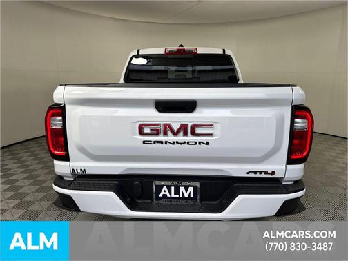 2024 GMC Canyon AT4