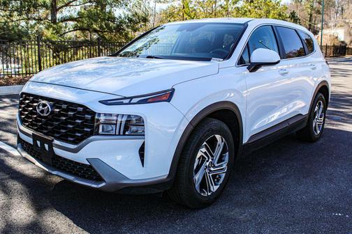 2023 Hyundai SANTA FE SE