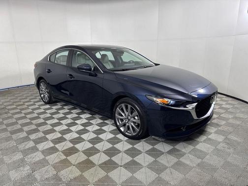 2025 Mazda Mazda3 FWD w/Preferred Package
