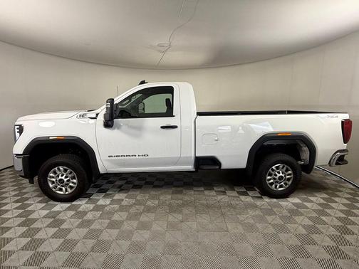 2025 GMC Sierra 2500 Base