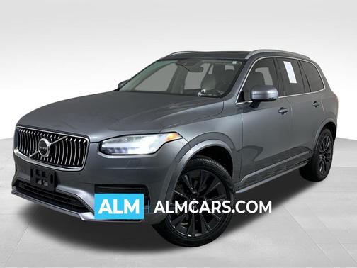 2020 Volvo XC90 T6 Momentum
