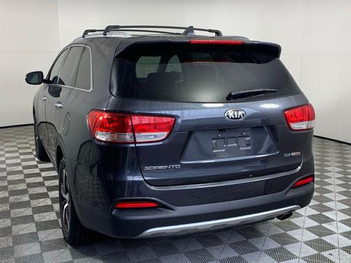 2016 Kia Sorento EX