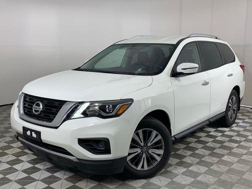 2020 Nissan Pathfinder S 2WD