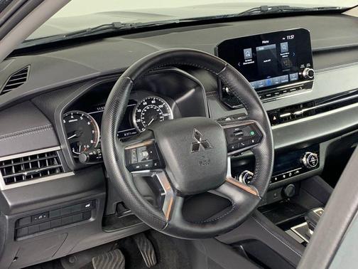 2024 Mitsubishi Outlander SE 2.5 2WD