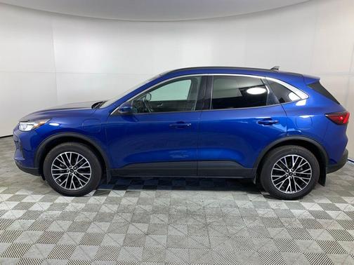 2023 Ford Escape PHEV SE