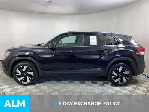 2025 Volkswagen Atlas Cross Sport 2.0T SE w/Technology