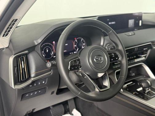 2025 Mazda CX-70 PHEV Premium Package