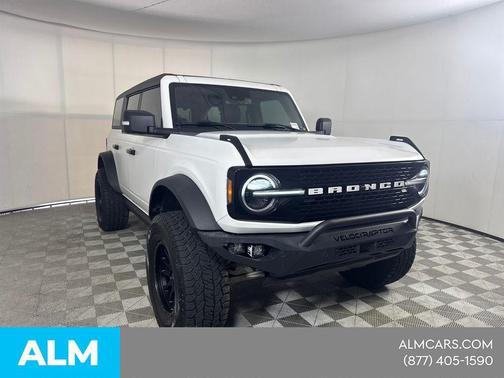 OXFORD WHITE 2022 Ford Bronco Wildtrak