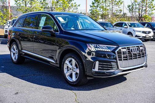 2024 Audi Q7 45 Premium Plus