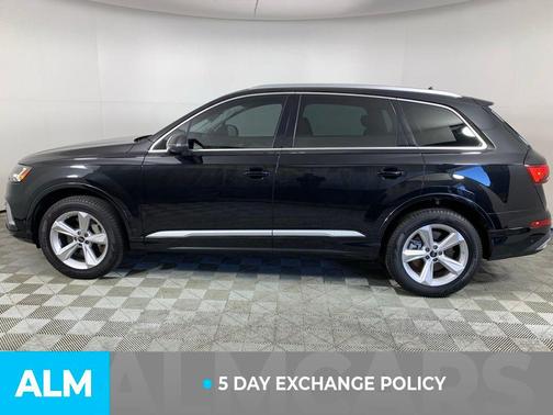 2024 Audi Q7 45 Premium Plus