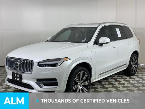 2024 Volvo XC90 Recharge Plug-In Hybrid T8 Ultimate Bright Theme 7-Seater