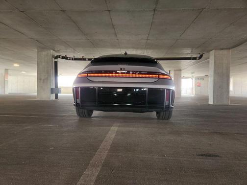 2023 Hyundai IONIQ 6 SEL