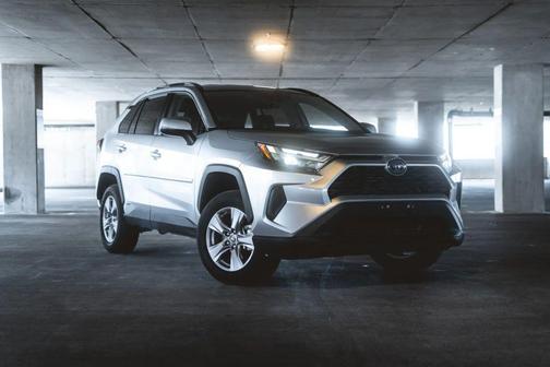 2023 Toyota RAV4 Hybrid LE