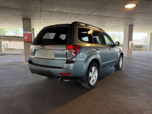 2010 Subaru Forester 2.5 X Premium