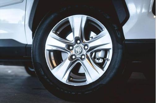 2023 Toyota RAV4 Hybrid LE
