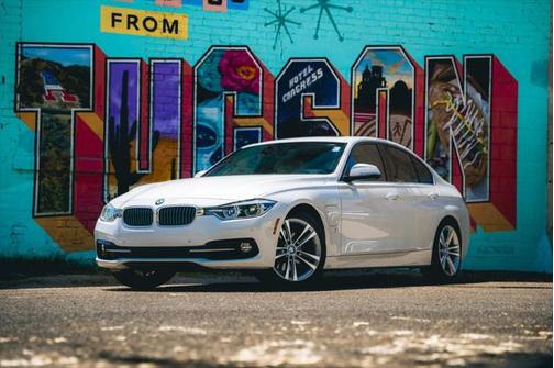 2018 BMW 330e iPerformance