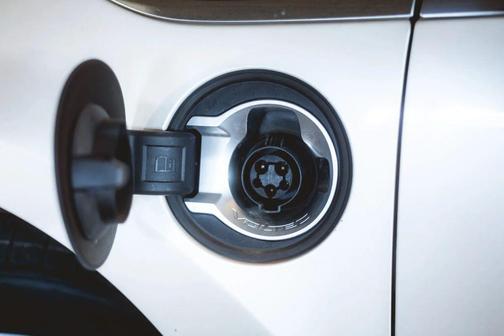 2011 Chevrolet Volt Base