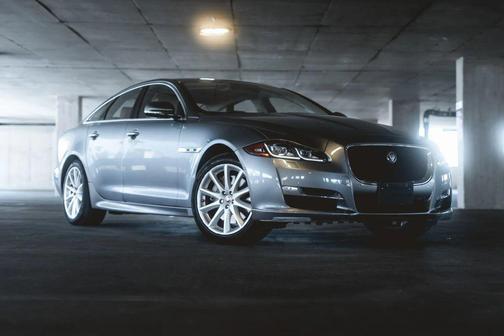 2018 Jaguar XJ XJ R-Sport