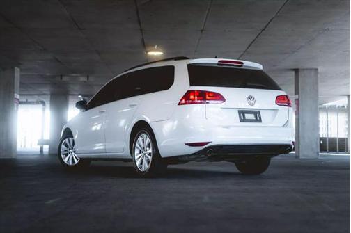 2017 Volkswagen Golf SportWagen TSI S