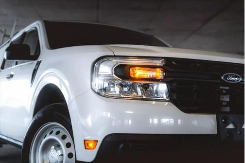2022 Ford Maverick XL