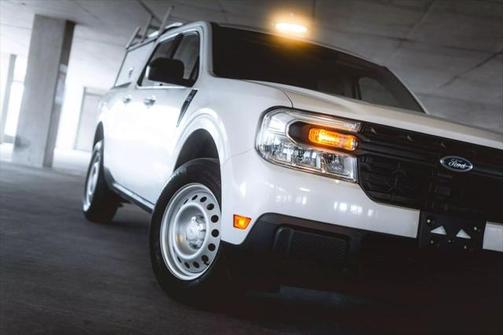 2022 Ford Maverick XL