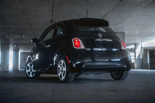 2017 FIAT 500e Battery Electric