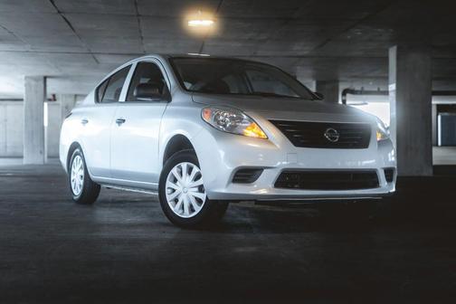 2014 Nissan Versa 1.6 S