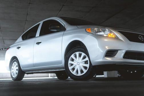 2014 Nissan Versa 1.6 S