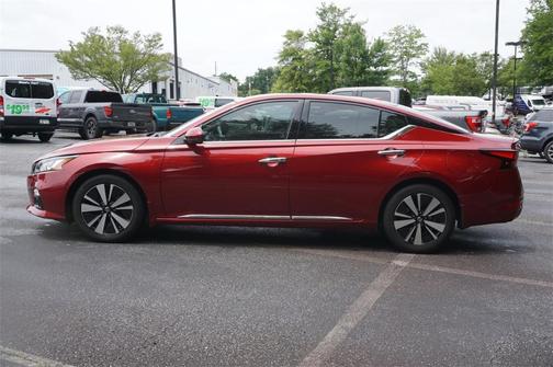 2022 Nissan Altima 2.5 SL