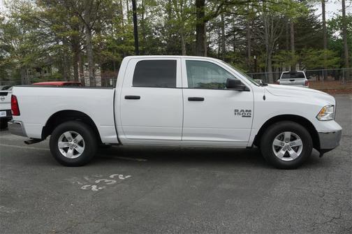 2022 RAM 1500 Classic SLT