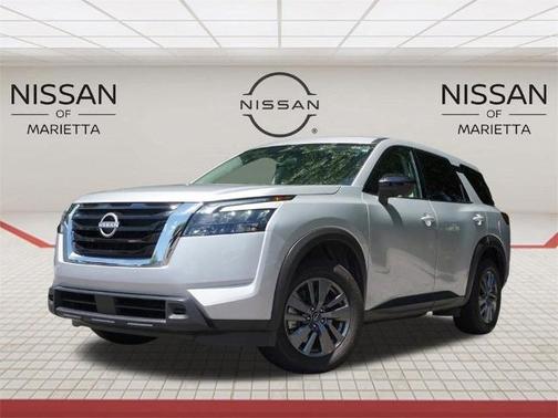 2024 Nissan Pathfinder S