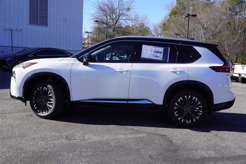 2025 Nissan Rogue Platinum