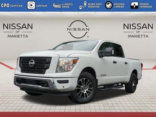 2024 Nissan Titan SV