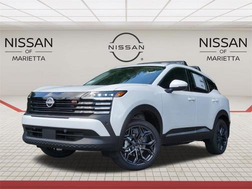 2025 Nissan Kicks SR