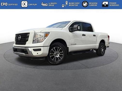 2024 Nissan Titan SV