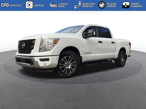 2024 Nissan Titan SV