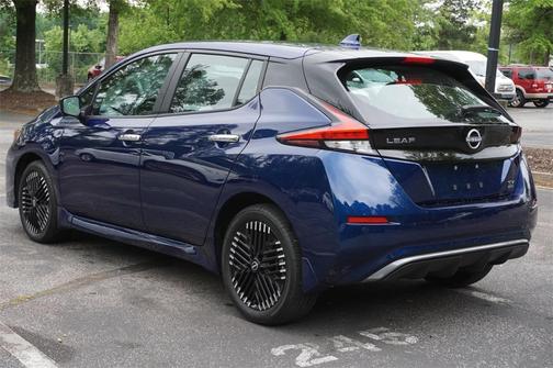 2024 Nissan Leaf SV PLUS