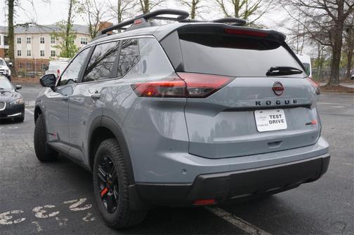 2025 Nissan Rogue Rock Creek