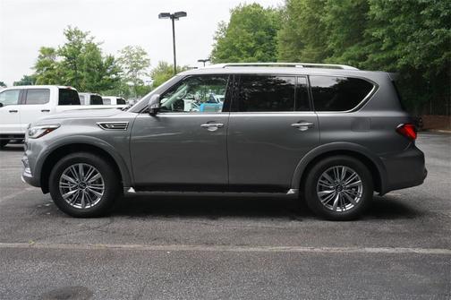 2021 INFINITI QX80 Luxe