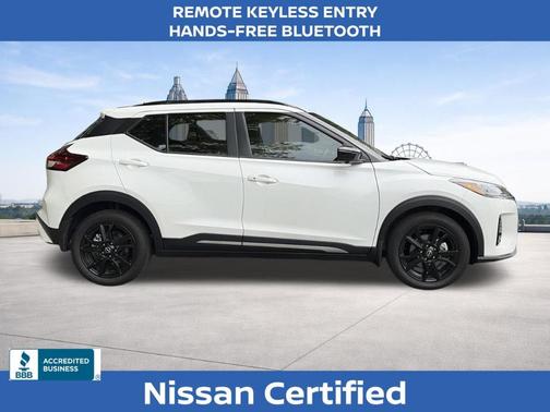 Aspen White 2023 Nissan Kicks SR
