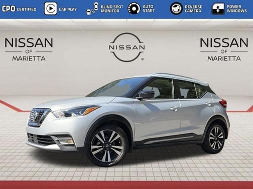 2020 Nissan Kicks SR