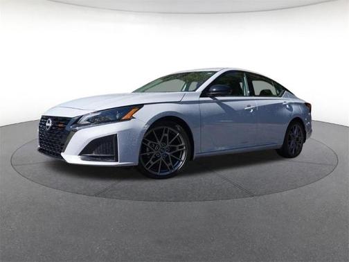 2024 Nissan Altima 2.0 SR