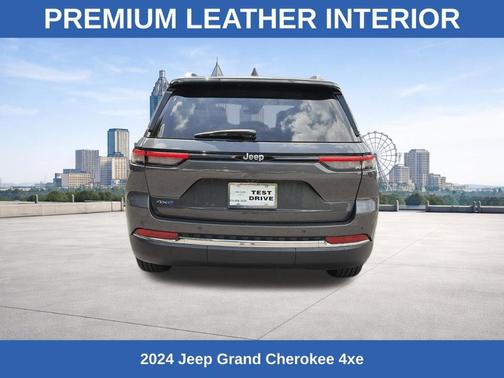 Metallic 2024 Jeep Grand Cherokee 4xe Base