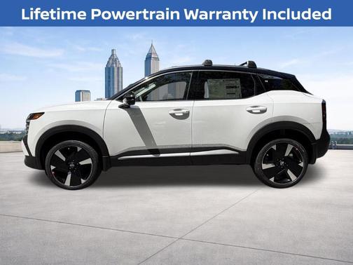 2t Wht Blk Roof 2026 Nissan Kicks SR
