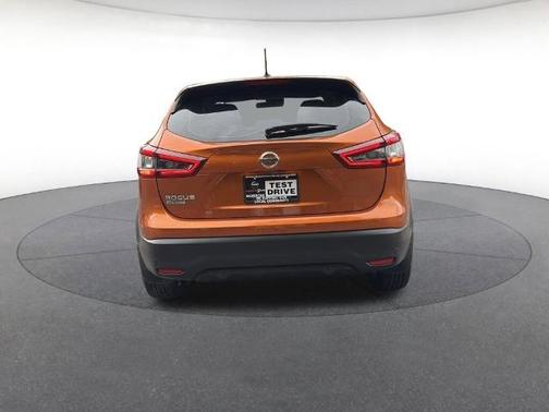 2022 Nissan Rogue Sport S