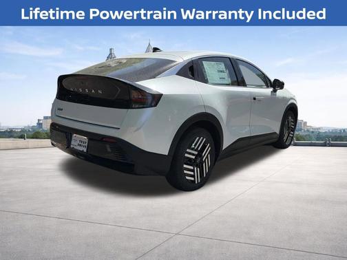Everest White P 2026 Nissan Leaf SV+