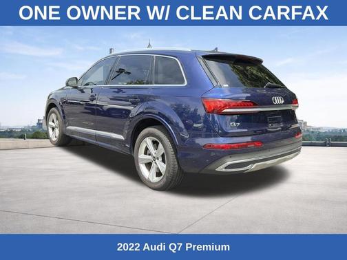Navarra Blue Metallic 2022 Audi Q7 55 Premium