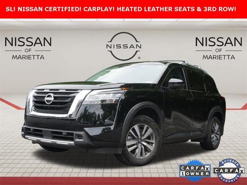 2024 Nissan Pathfinder SL
