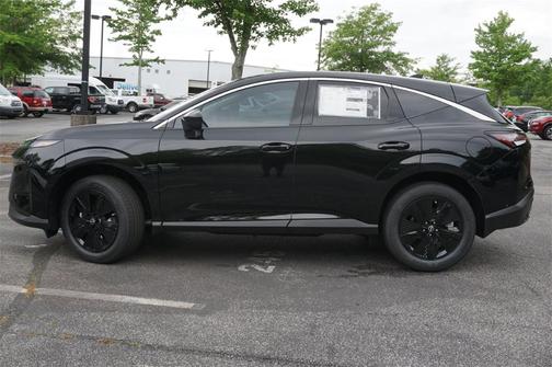 2025 Nissan Murano SV